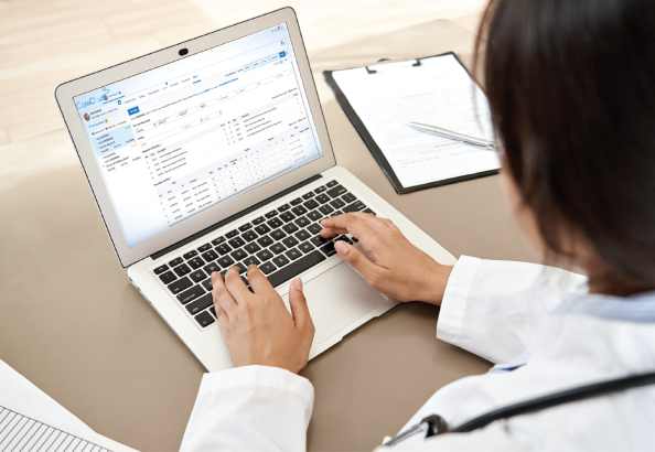 Customized-Dermatology-EHR-Dashboard